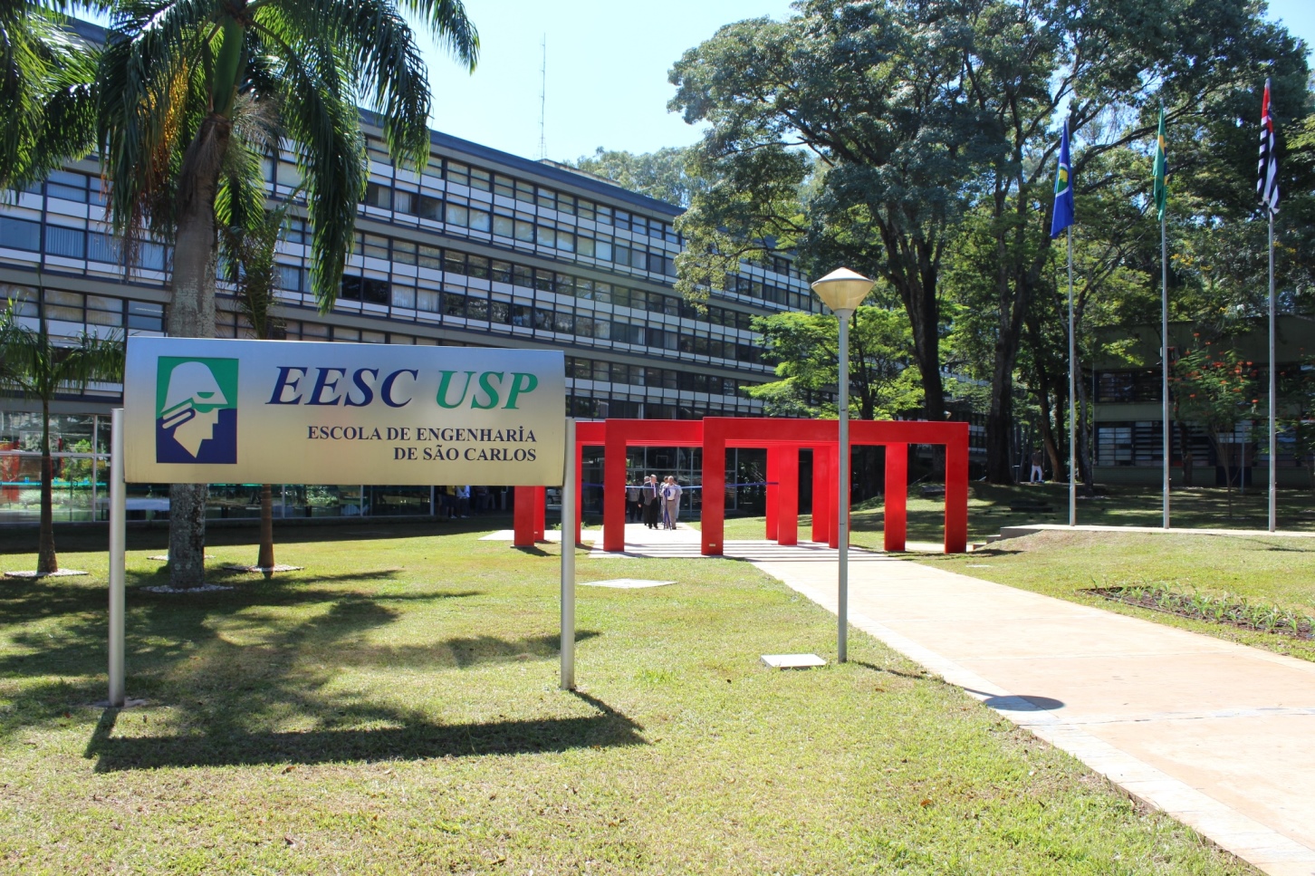 fachadaeesc